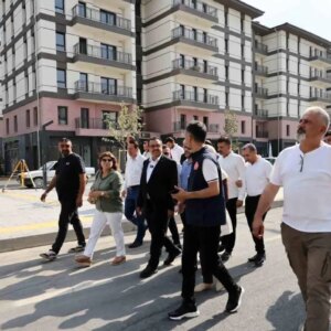 il baskani bakan toki konutlarini inceledi sfTXtgfy