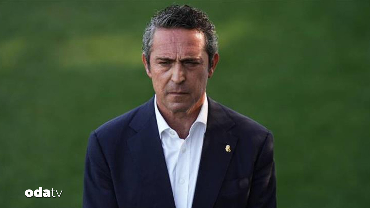 ali koc sahnede dustu TaPQq8up