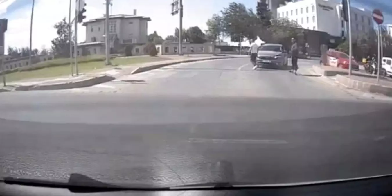 canakkalede trafik tartismasi kavga ile bitti HzEAbJZR