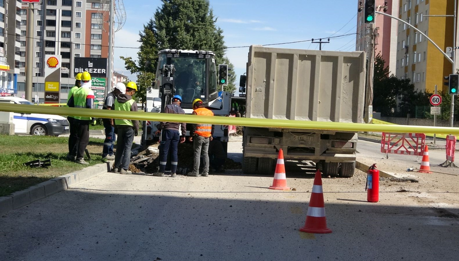 kazi sirasinda dogalgaz borusu patladi pN9lRlze
