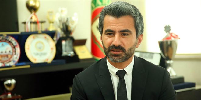 eski diyarbakir barosu baskani amedsporun basina gecti sCjFN2Jg.jpg