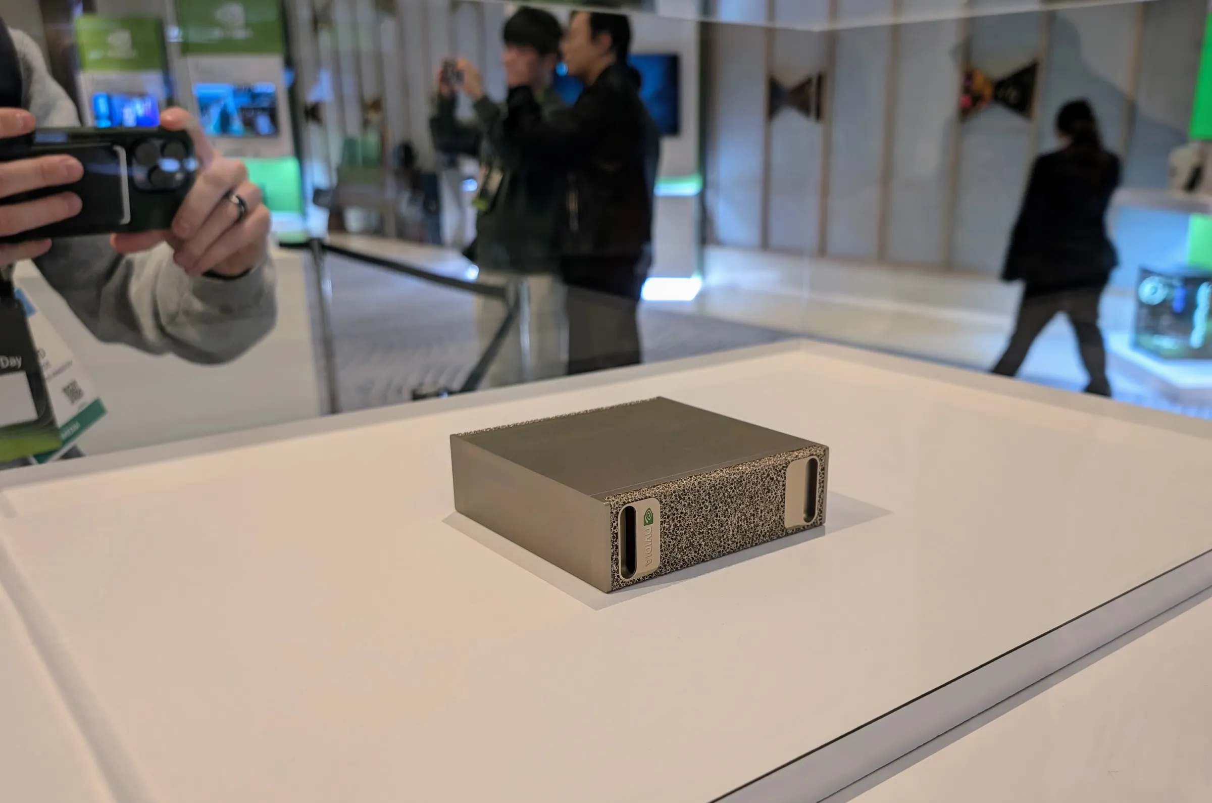 nvidia kisisel yapay zeka super bilgisayari sparki satisa sunuyor dXNF4CwX.jpg