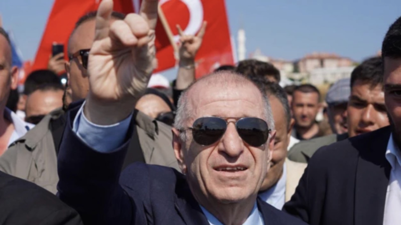 ozdag her muzakere sureci pkkya can suyu oluyor l1pqt9Hd.jpg