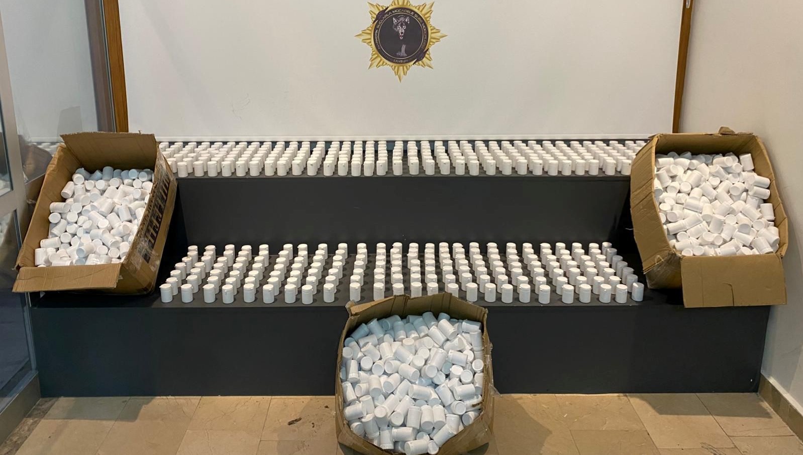 samsunda uyusturucu operasyonu bes gozalti HdkSLqDJ.jpg